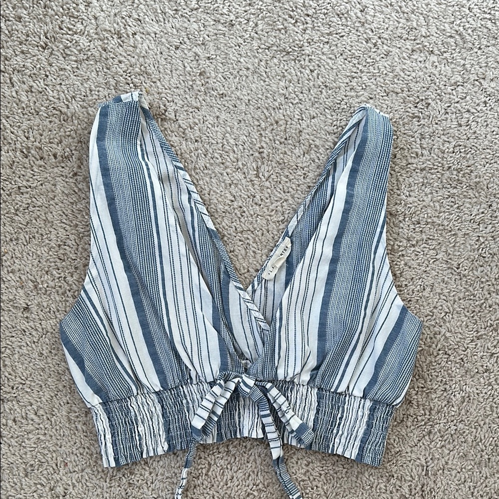 V Neck Crop Top
